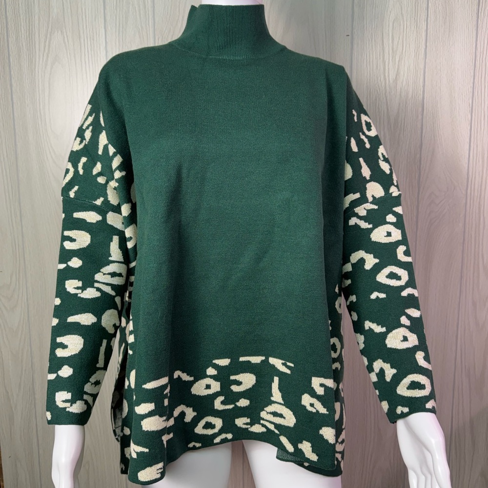 All In Theory Emerald‎ Green Leopard Sweater Tunic